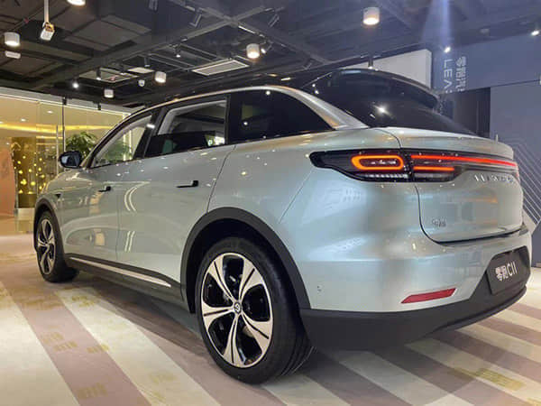 表哥50万的预算放弃了奥迪Q7，预定一台腾势D9，听听表哥怎么说
