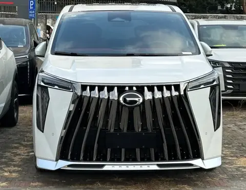 2026款传祺M8 HEV开启预售,续航超1000公里,提供7座布局可选